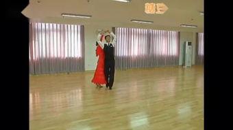 交谊舞中三步基本步教学视频,轻松入门舞池魅力